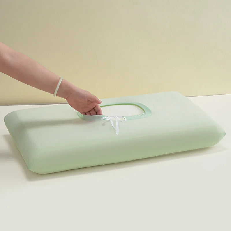 Cooling Ice Silk Pillowcase – Breathable & Soft