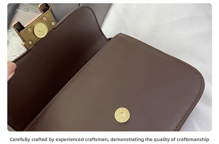 Korean Retro Square Crossbody Bag for Women – Compact Commuter Shoulder Bag