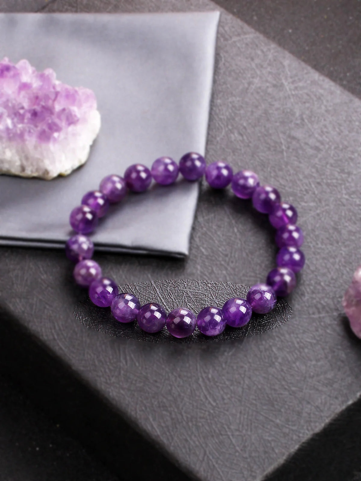 Beruhigendes Amethyst Heilkristall-Armband