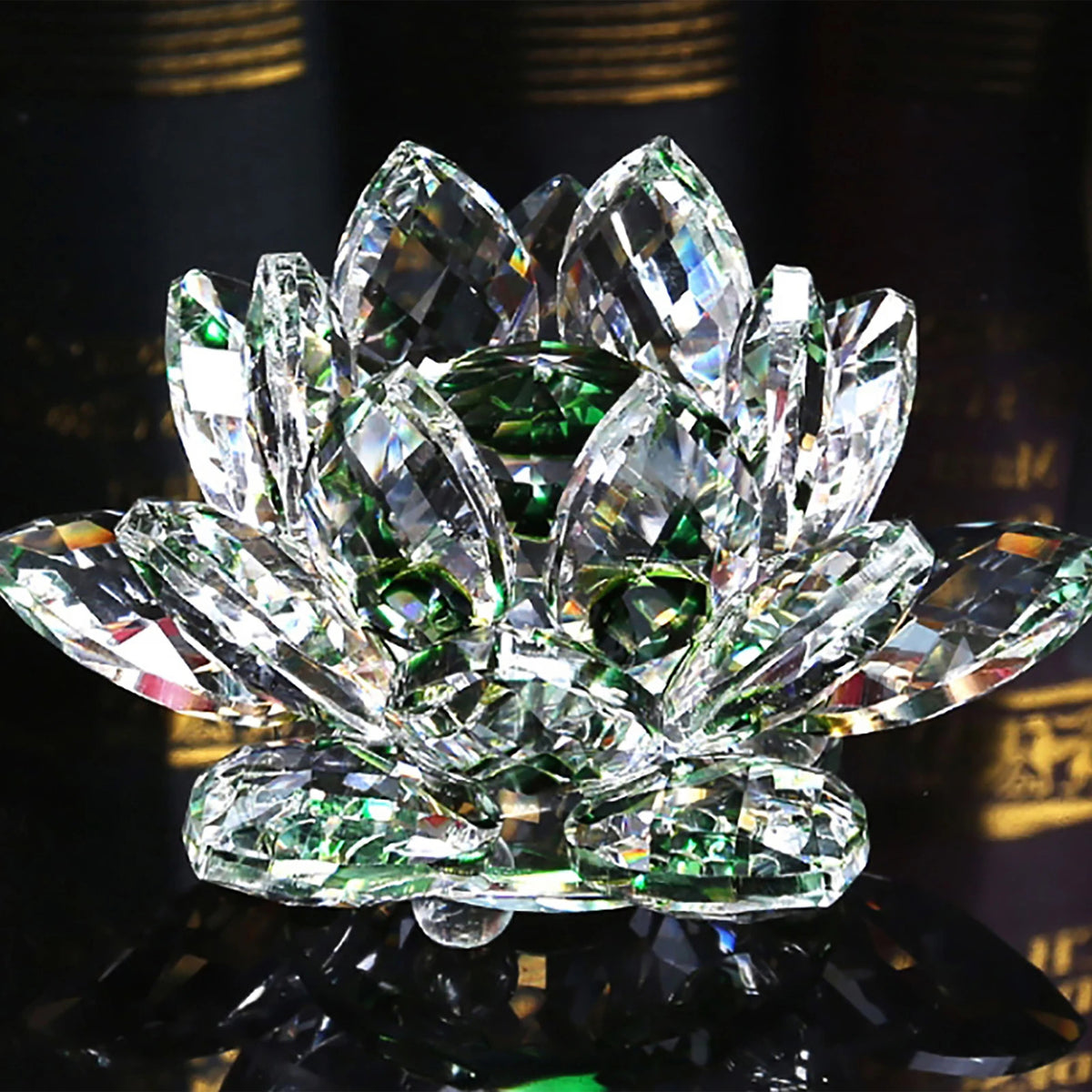 Crystal Lotus Flower Figurine – Elegant Glass Tabletop Decor