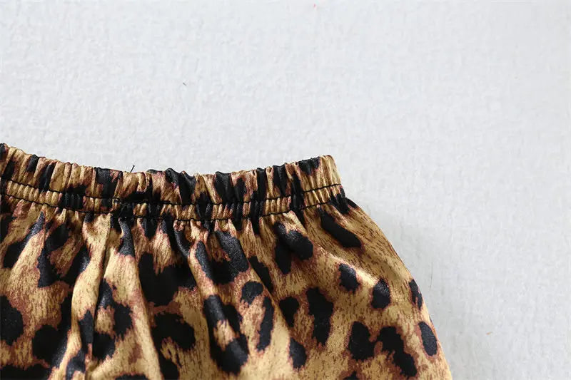 Kids' Cartoon Leopard Print Pajama Set with Short Sleeves