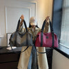 Versatile Large-Capacity Travel Duffel Bag with Water-Resistant Oxford Fabric