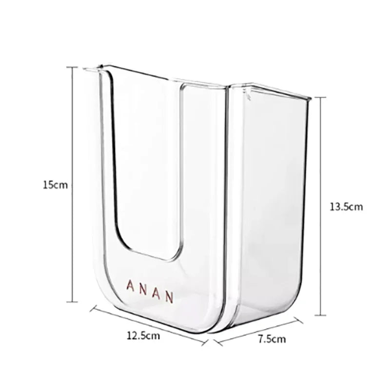Klares, punchfreies, wandmontiertes Toilettenpapierdispensierer mit Maßenangaben.