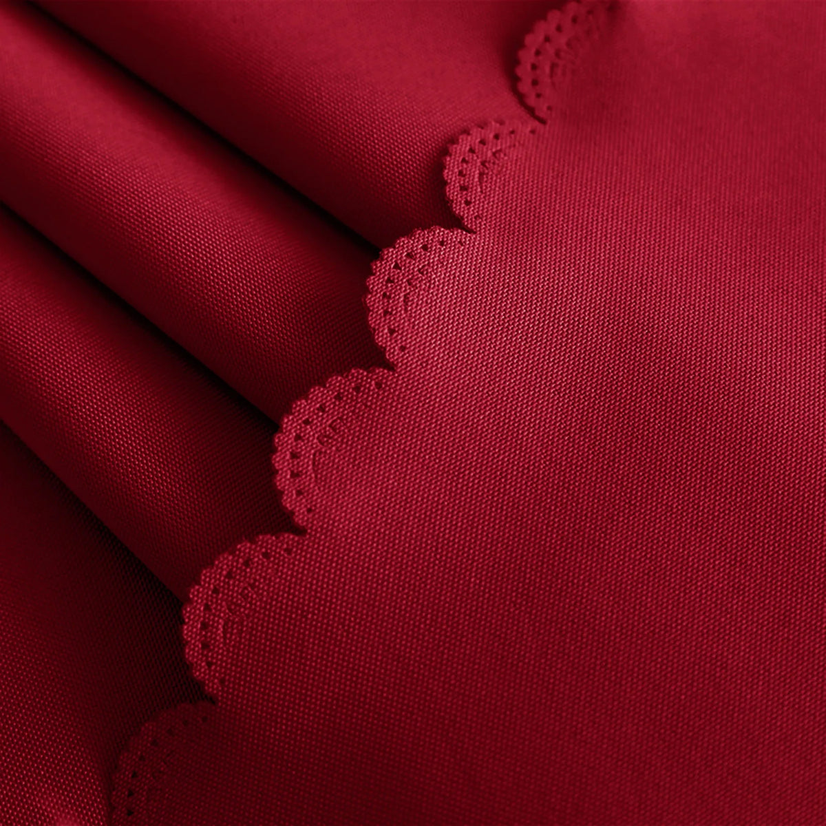 Round Solid Color Polyester Tablecloth for Weddings, Parties & Dining