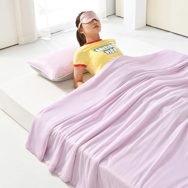 Ice Silk Cooling Blanket