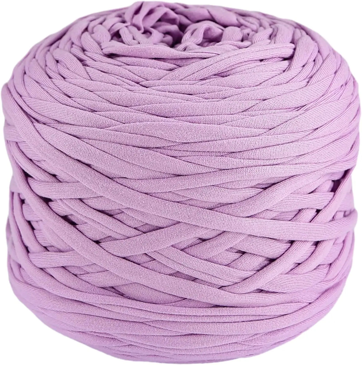 Eine Kugel dicker lavendelfarbener Polyester-Strang zum Stricken für Bastprojekte.