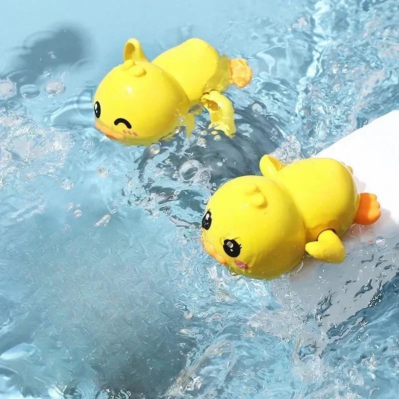 Wind-Up Floating Clownfish Bath Toy