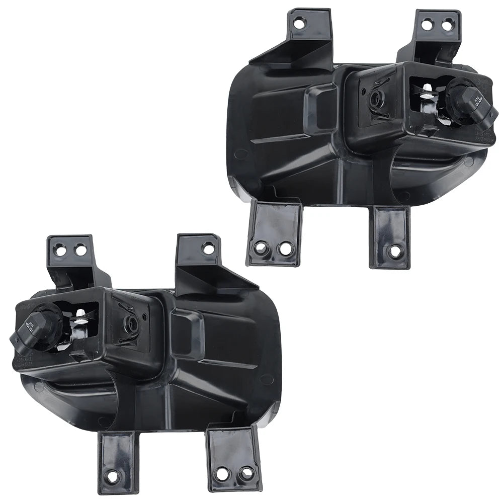 Black Ford F-150 fog light assembly with halogen bulbs for 2015–2017 models