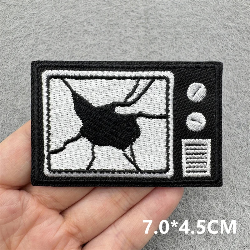 Black & White Racing Flag Embroidered Patches (Iron-On / Sew-On)