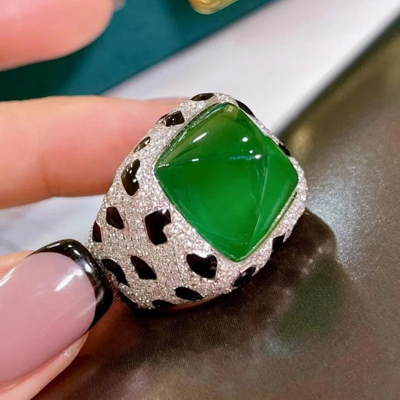 Leopard Texture Crystal Cocktail Ring with Sugar Tower Design