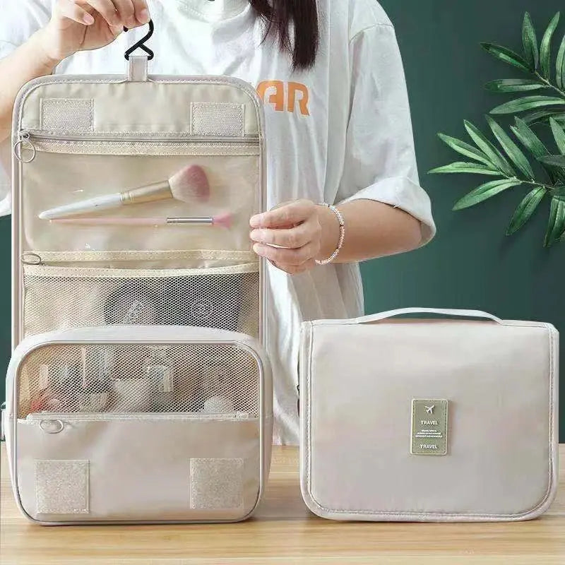 Aufhängbare Reise-Makeuptasche mit Nass- & Trockentrennung