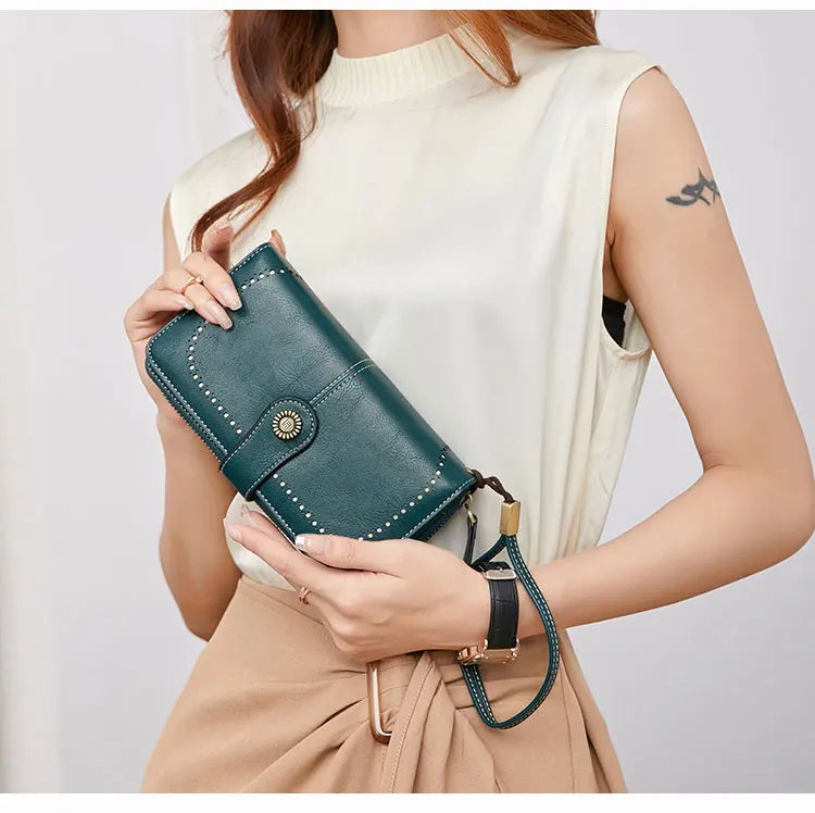 Vintage RFID-Blocking Large Capacity Wallet with Wrist Strap