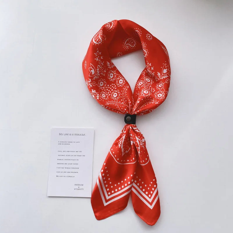 Eleganter Paisley-Seidenschal