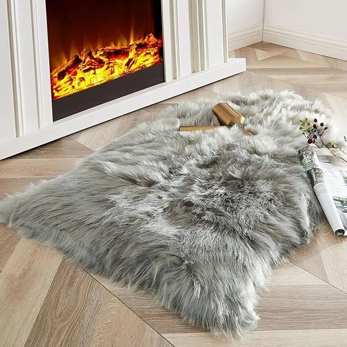 Luxury Shaggy Faux Fur Rug