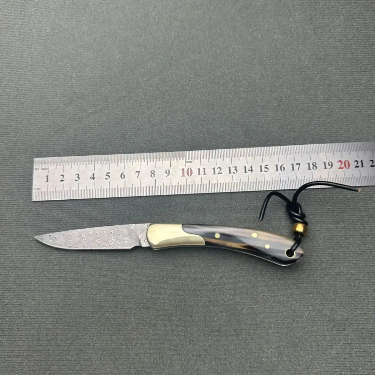 VG10 Damascus Steel Folding Knife with Water Buffalo Horn Handle