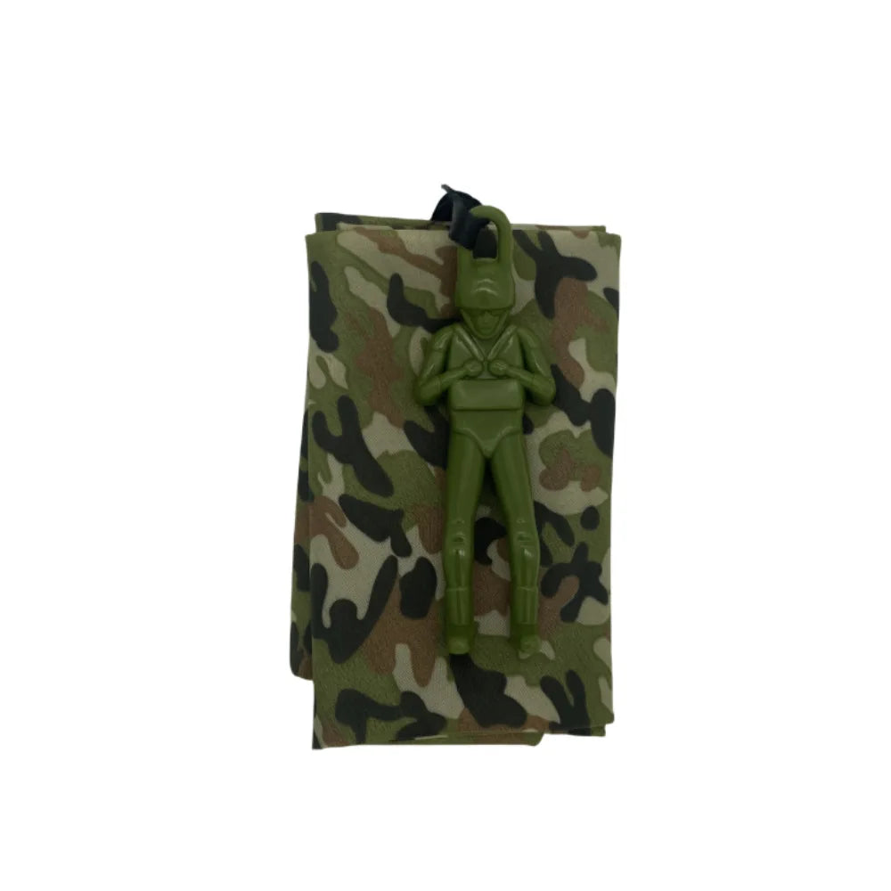 A hand-throw parachute toy featuring a mini soldier for outdoor kids play, packaged in camouflage fabric.
