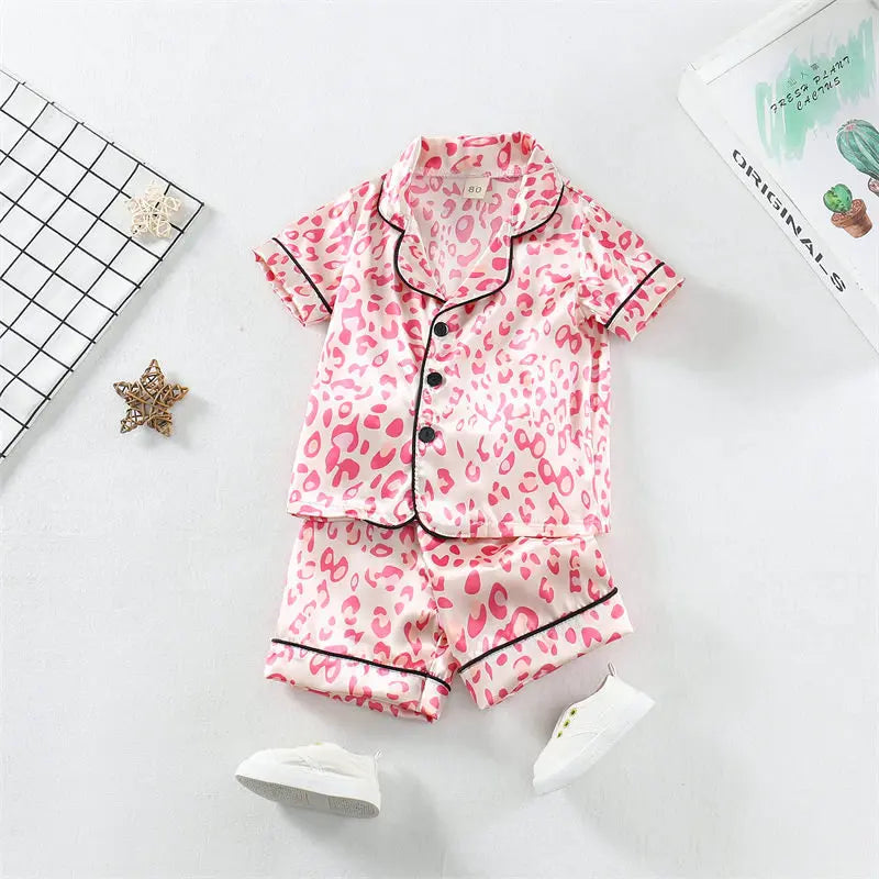 Kids' Cartoon Leopard Print Pajama Set with Short Sleeves