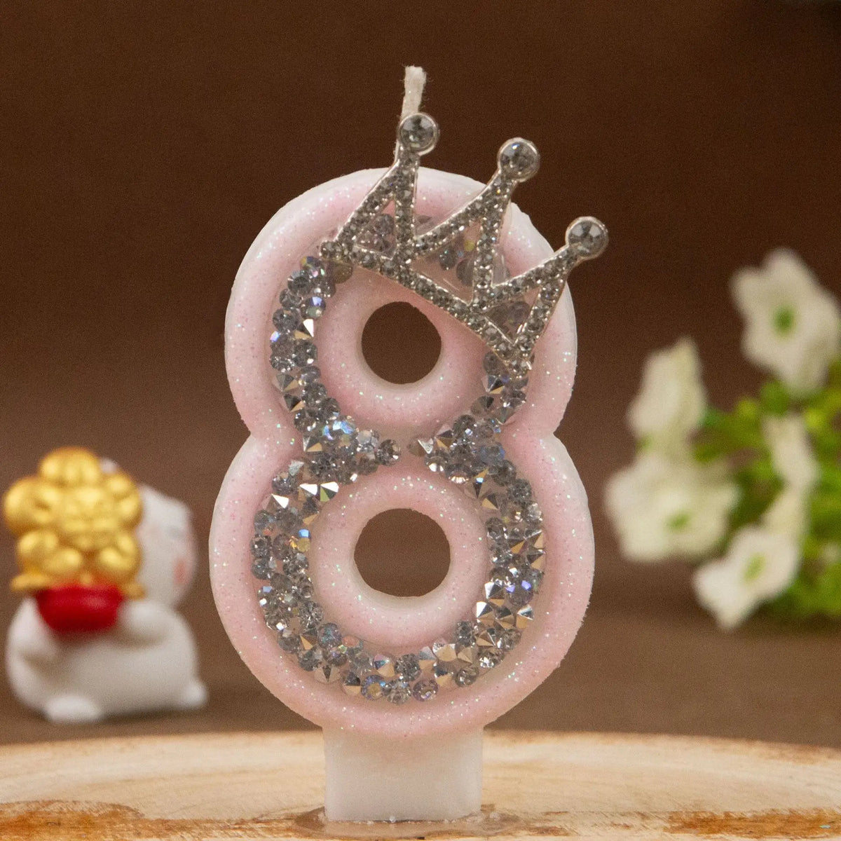Pink rhinestone crown number candle for birthday cakes
