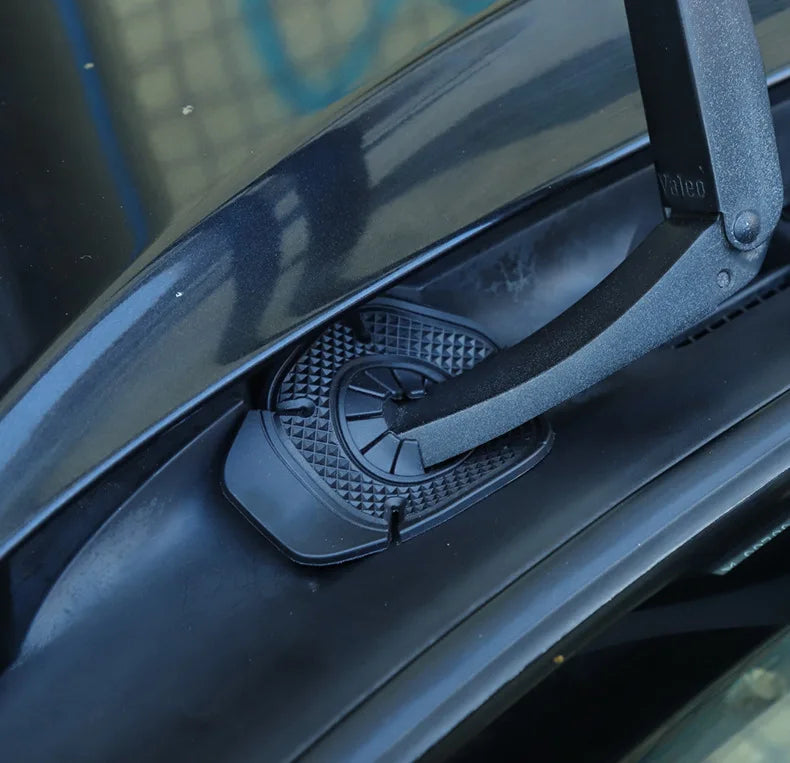 Windshield Wiper Protective Cover – Silicone Dust & Debris Guard