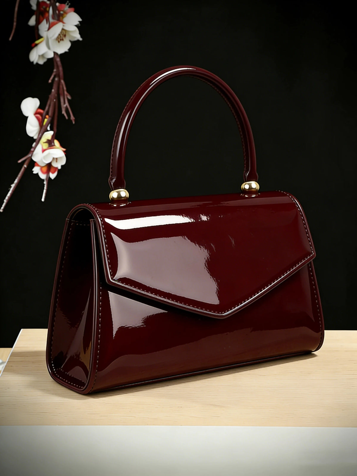 Vintage-Inspired Glossy Evening Handbag