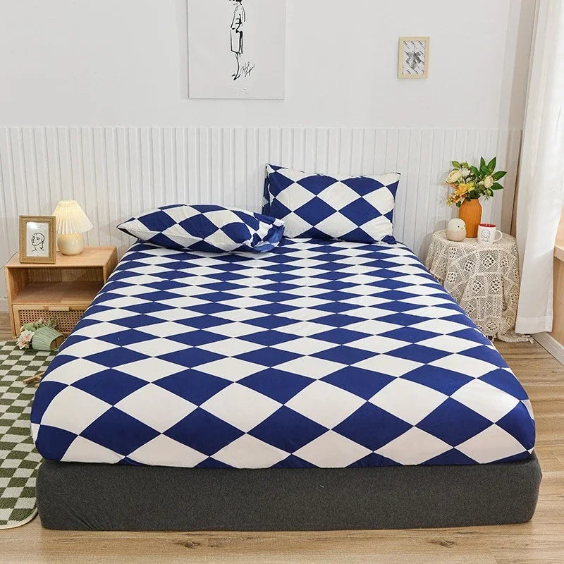 Non-Slip Fitted Sheet with Elastic Edges – Geometric Print, Soft Cotton Feel