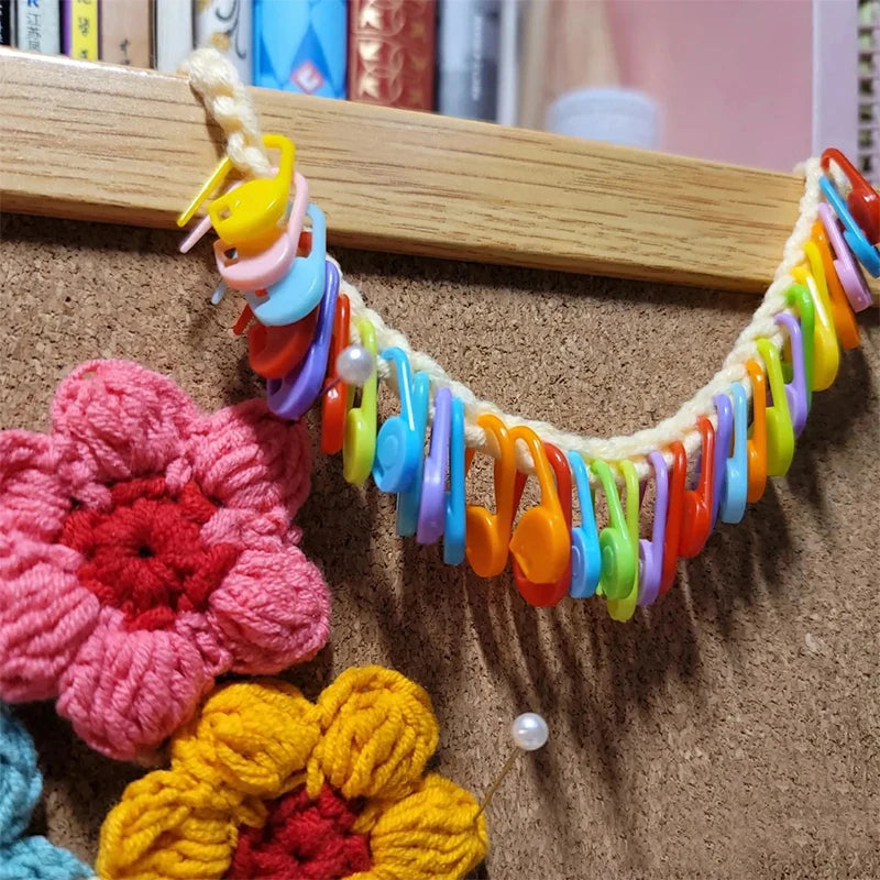 Colorful Locking Stitch Markers for Knitting & Crochet