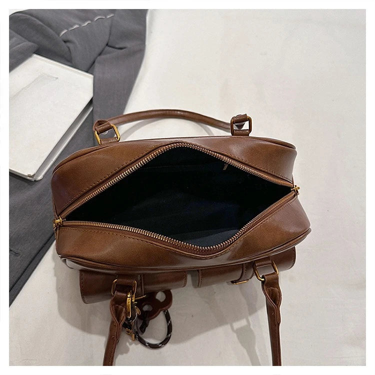 Women's Retro PU Leather Shoulder Bag with Multiple Pockets & Detachable Charm