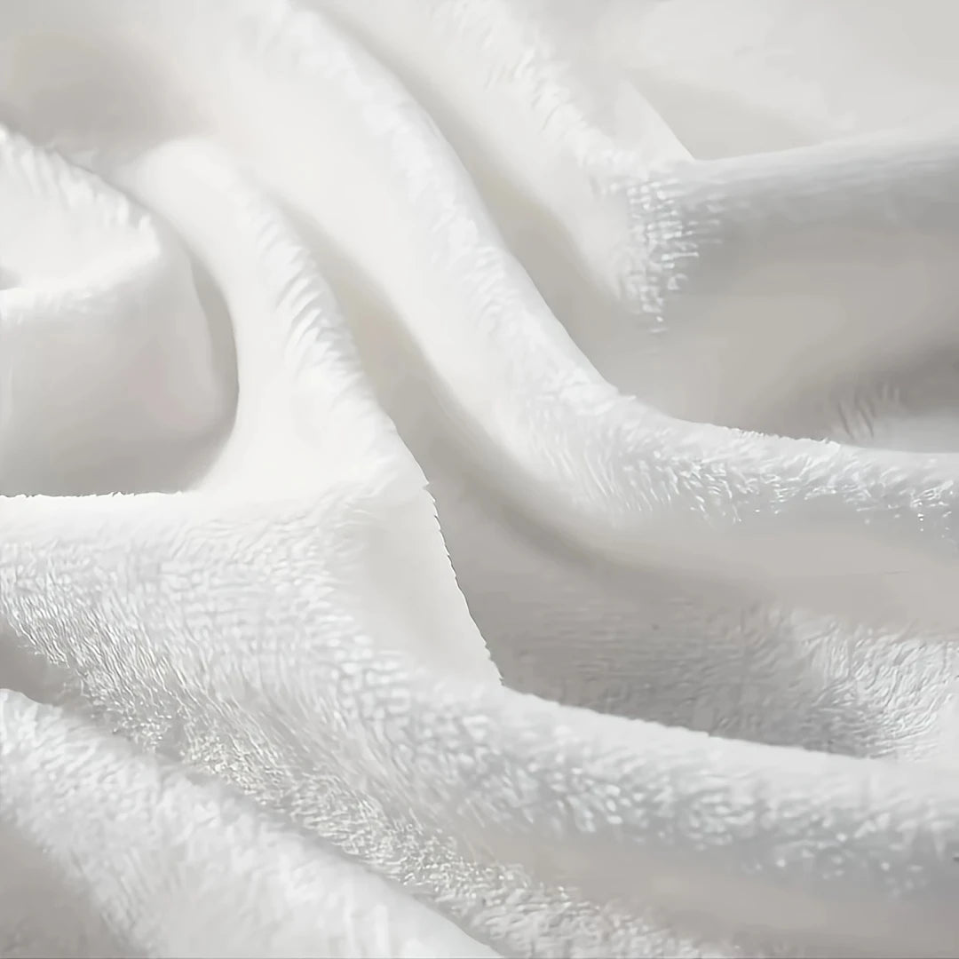 Chic Bow Print Flannel Throw Blanket