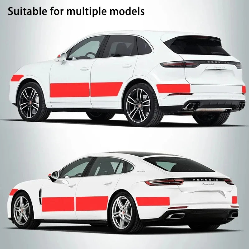 Weißer Porsche-Modell mit roter Schutzfolie am hinteren Karosserie.