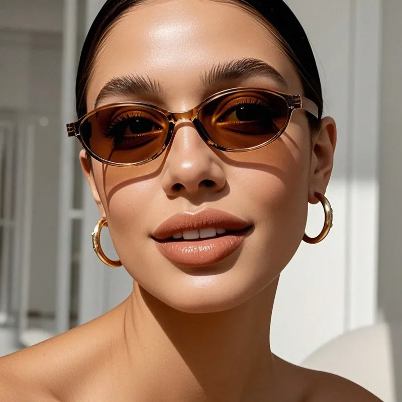 Retro Oval Sunglasses with UV400 Protection