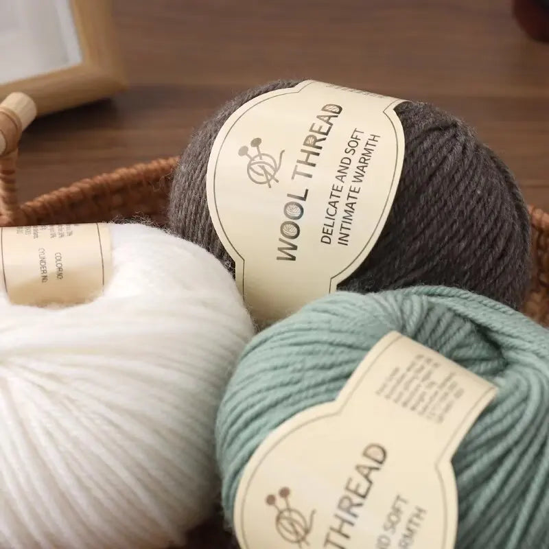 Combed Alpaca Blend Yarn for Hand Knitting – 10-Pack Wool Balls
