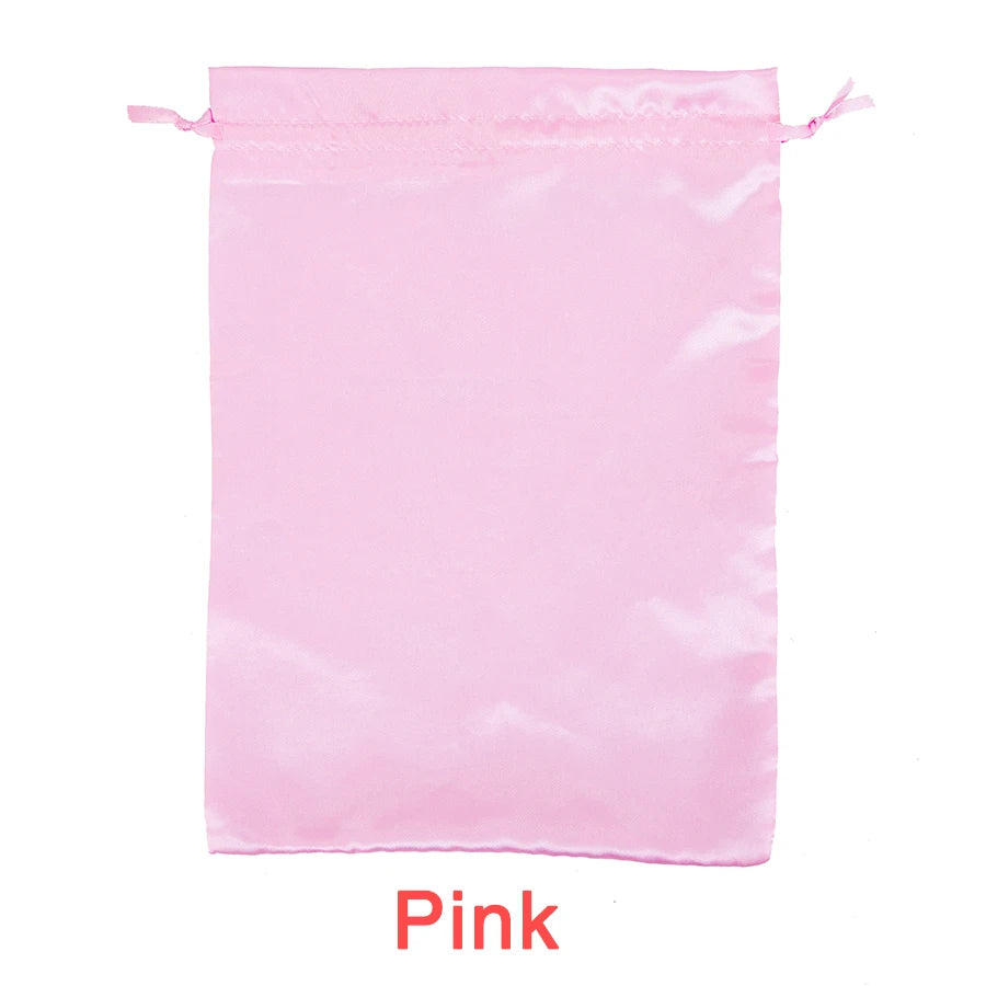 Pinker Satin-Aufbewahrungstasche für Haarverlängerungen.