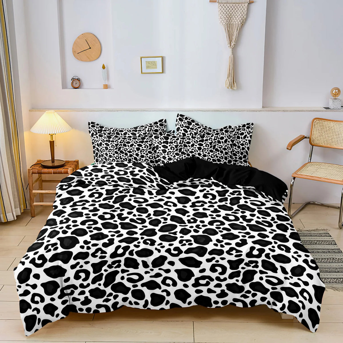 Dark Leopard Print Duvet Cover Set with Two Pillowcases
