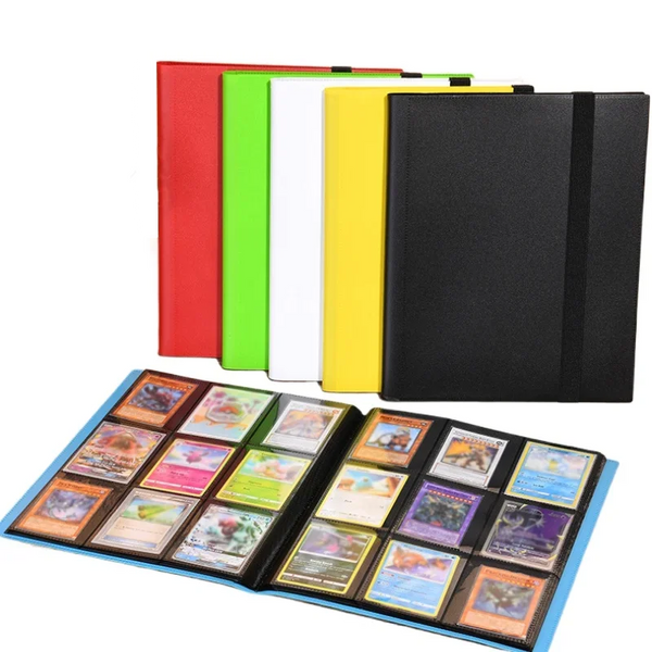 Ein Set aus fünf farbigen Ordnern und einem Präsentationsordner gefüllt mit Sammelkarten.