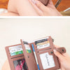Portefeuille bi-pliable en cuir marron anti-RFID, montré sous différents angles et dans les mains.