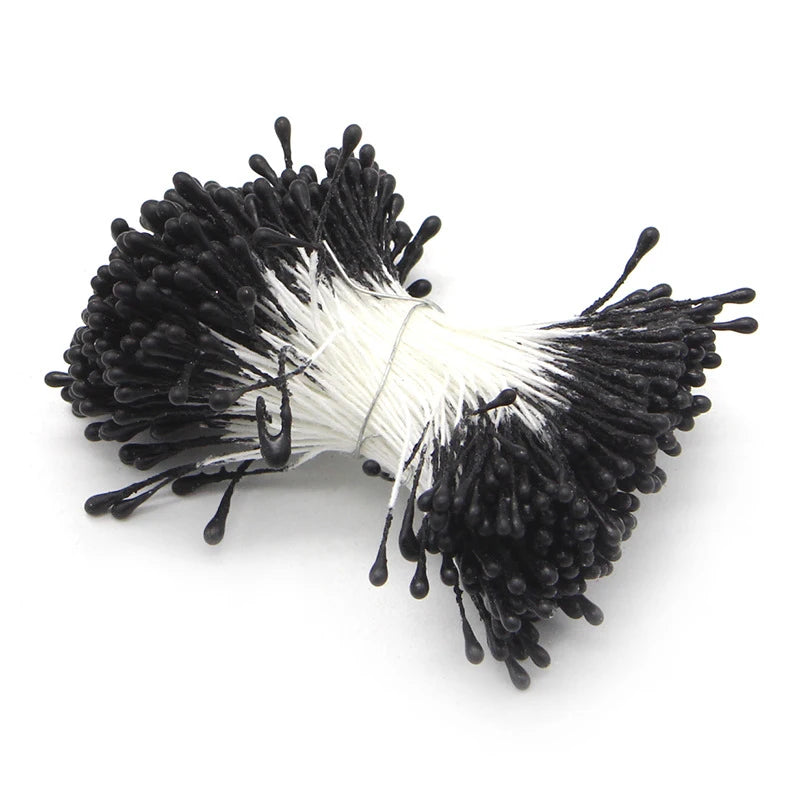 A bundle of 400 pearl flower stamens used for DIY crafts and wedding decor, featuring black and white filaments.