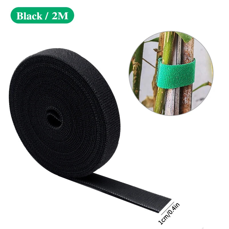 Schwarze 2 Meter Gartenfadenpflanzhalter mit grünem Riemen zur Kabelverwaltung
