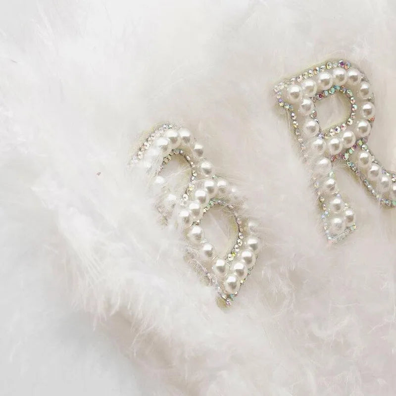 Elegant White Feather Fan for Weddings and Bridal Events