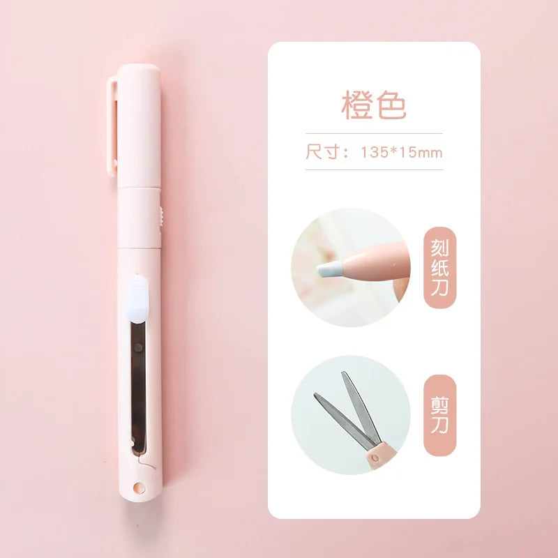 A pink folding pen-shaped safety scissors with dimensions 135x15mm shown next to an informational graphic.