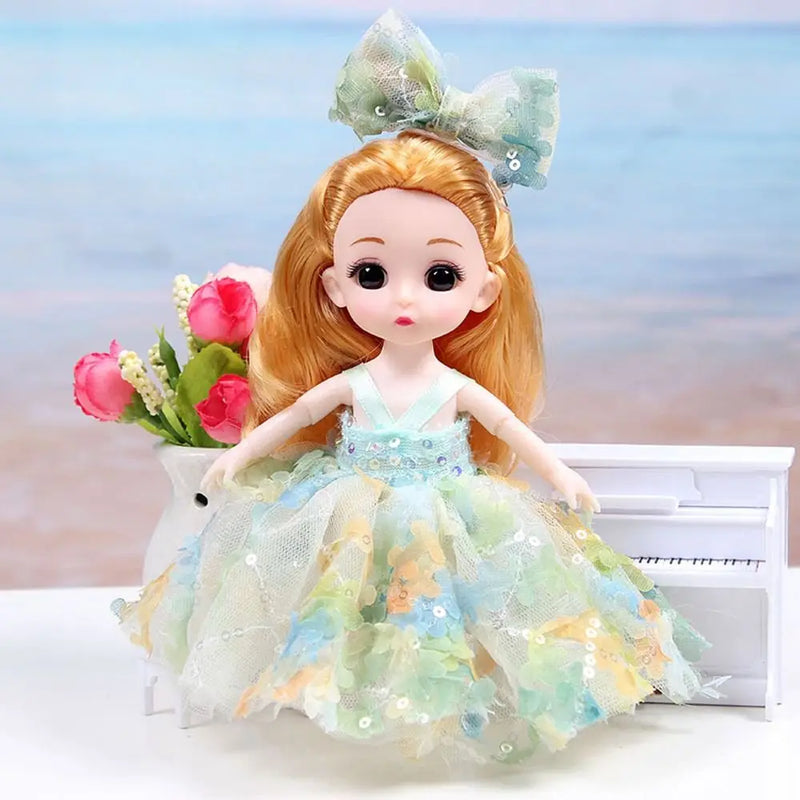 17cm Articulated Princess Doll with Accessories