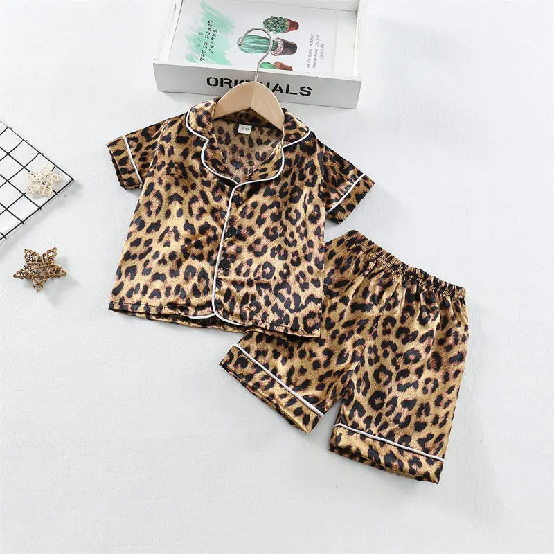Kids' Cartoon Leopard Print Pajama Set with Short Sleeves