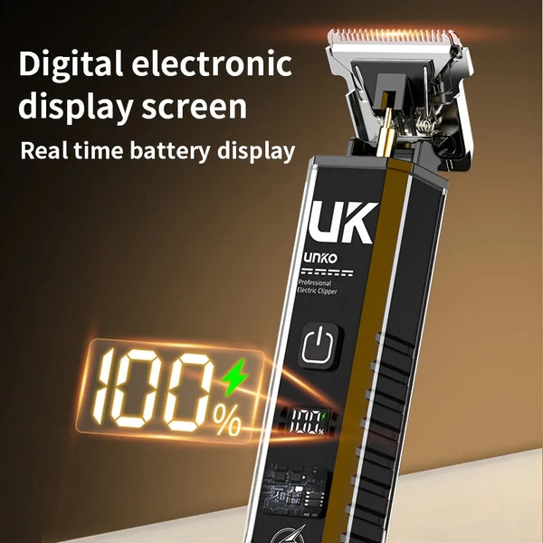 Primer plano de una máquina de cortar pelo negra con pantalla digital que muestra el 100% de batería.