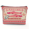 Pochette de maquillage rose avec une illustration vintage de sardines et du texte
