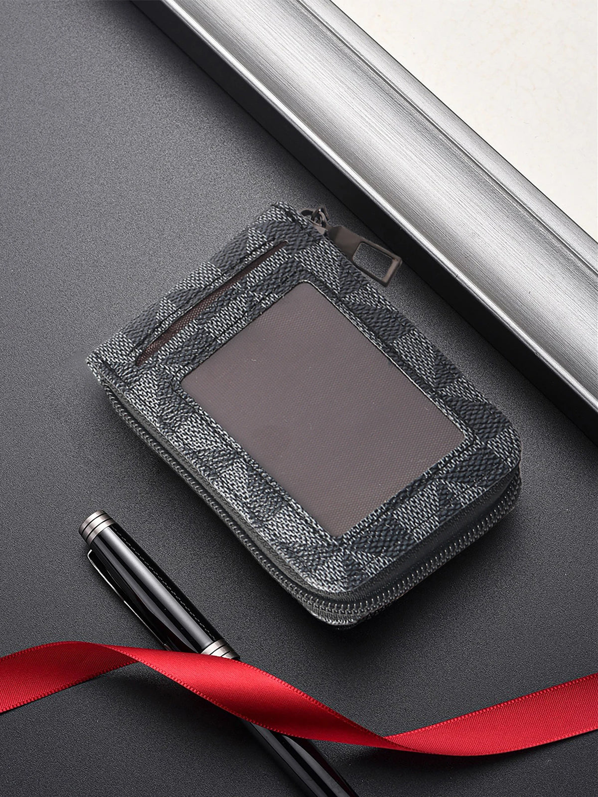 Men's PU Leather Card Holder with Geometric Pattern and Zipper Closure