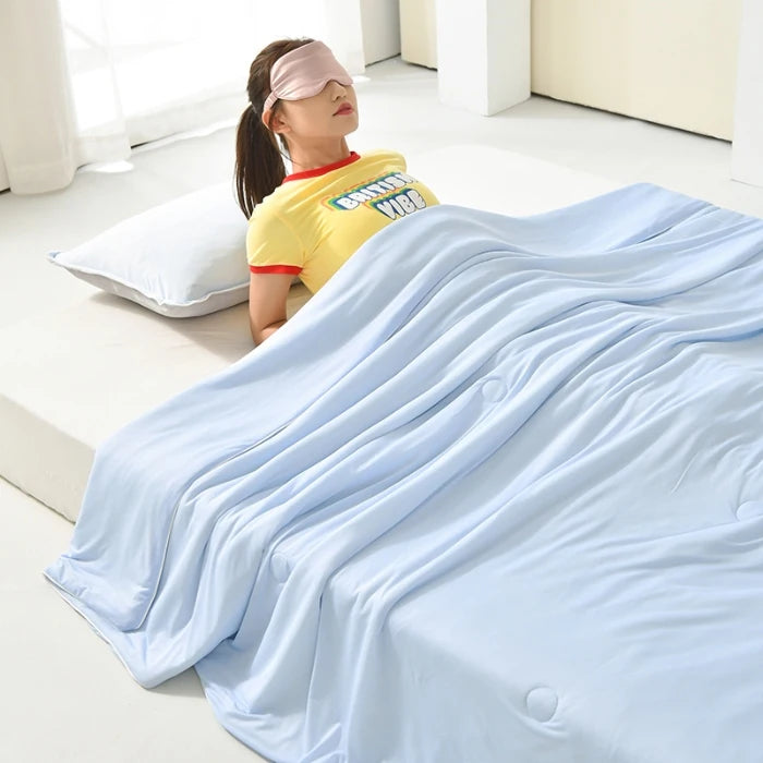 Ice Silk Cooling Blanket