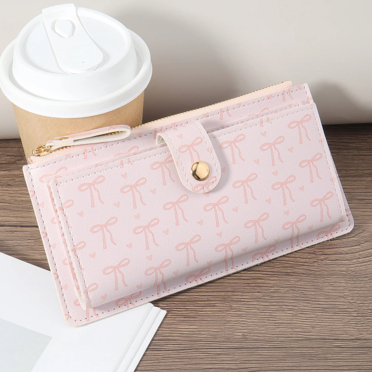 Elegant Folding Wallet with Card Slots and Coin Pocket