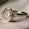 Geometrischer Ring mit Zirkonia