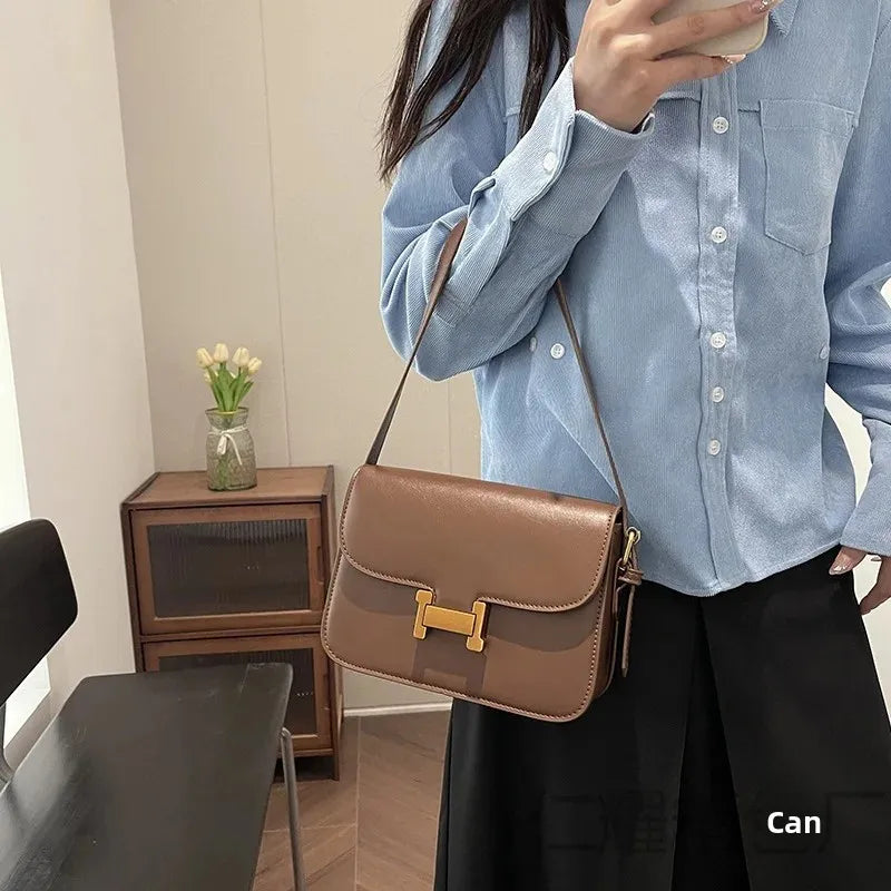 Korean Retro Square Crossbody Bag for Women – Compact Commuter Shoulder Bag
