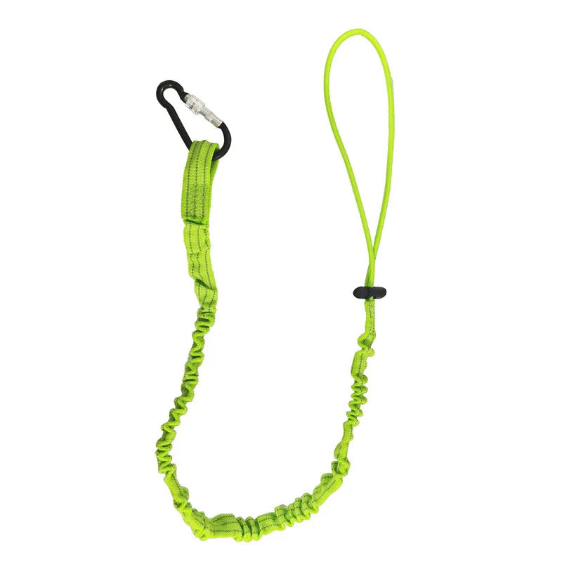 Une corde de traction élastique vert lime vif avec un écrou noir et un nœud.