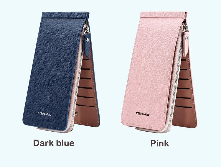 Ein Paar schlanker Kunstleder-Multikarten-Wallets in Dunkelblau und Pink.